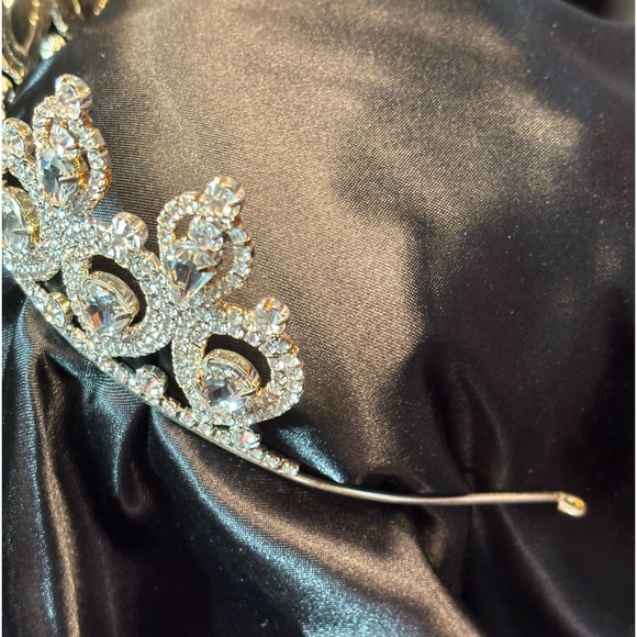 Crystal Tiara / crown - Picture 4 of 5
